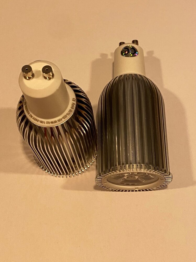 GU10 LED Spot 230V | 9W 3000K (Warmwei&szlig;)