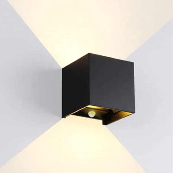 LED Wandleuchte Cube | 6W | Schwarz | 3000K | Mit Sensor | IP65