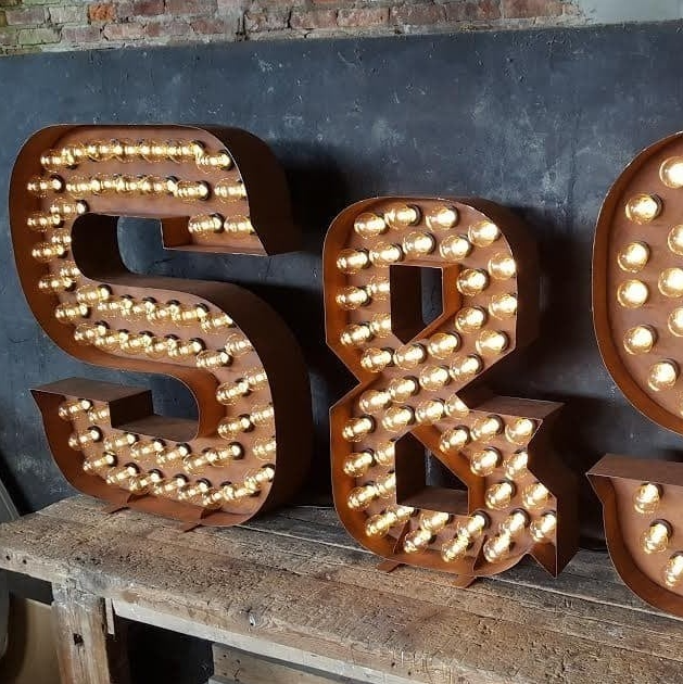 E27 dimmbare LED Lampe | 2W | 2000K | LED im Sockel | &Oslash;45 | Geeignet f&uuml;r Festoonkabel