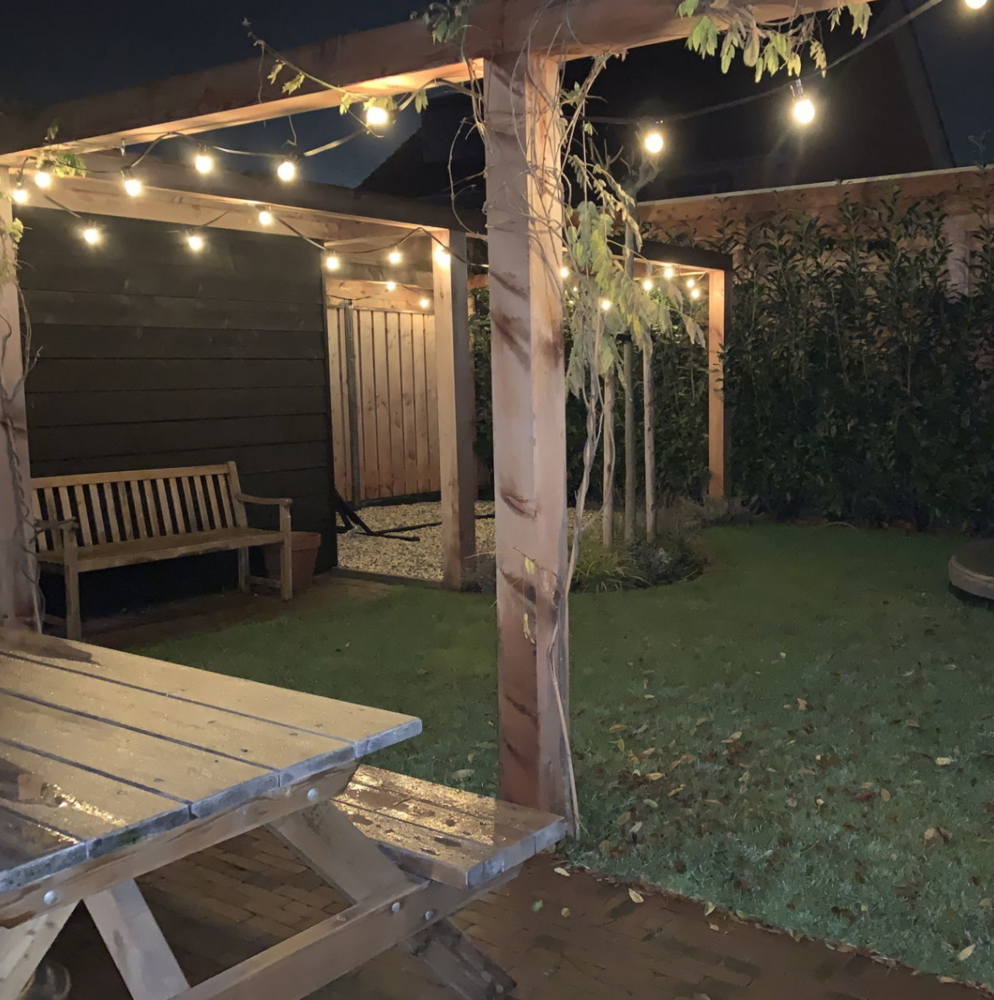 E27 LED Lampe | 2W | 2000K | Milchwei&szlig;e Abdeckung | &Oslash;45 | Geeignet f&uuml;r Festoonkabel