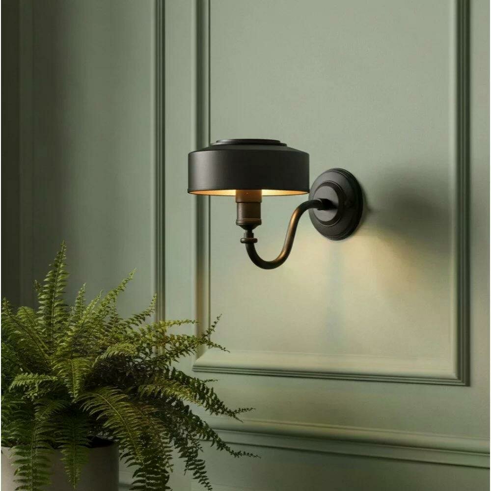 Wandleuchte Antibes in Schwarz