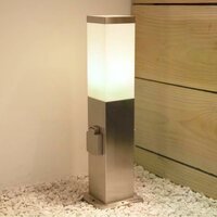 Stehende Au&szlig;enleuchte mit Steckdose Fiss | Edelstahl | 45cm