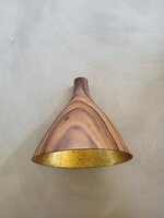 Hanglamp acaciahout large &Oslash;25 cm | kelk vorm | bladgoud binnenzijde exclusief fitting
