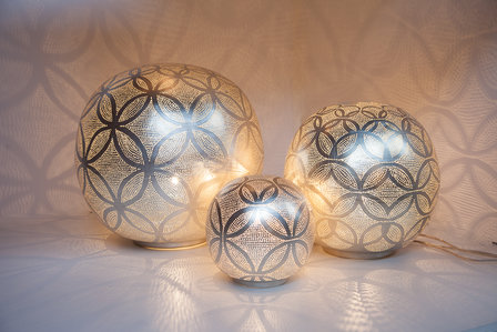 Ball Circles XL Silver Zenza Tafellamp group