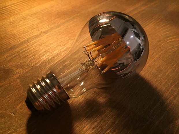 LED Filament Kopspiegellamp 8W 2700K (A60) warm licht