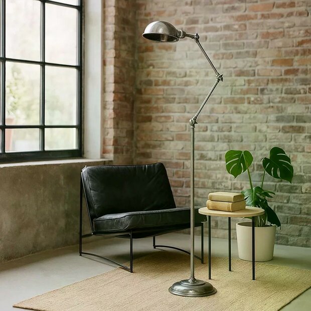 Stehlampe Nova | Antikes Silber | 150 cm