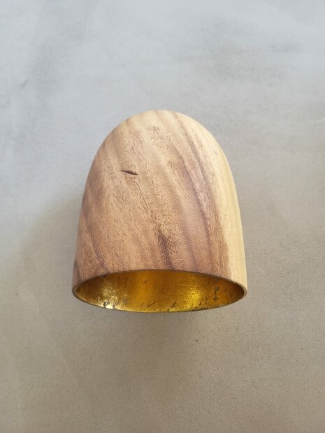 Hanglamp acaciahout goud small &Oslash;16,5 cm | kelk vorm | bladgoud binnenzijde exclusief fitting